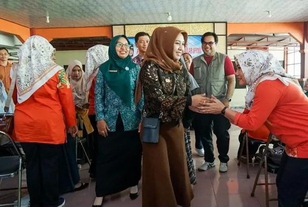 pencegahan ptm - ilustrasi berita Pemkot Mojokerto Gencarkan Pencegahan PTM: Ning Ita Tekankan Pola Makan dan Olahraga