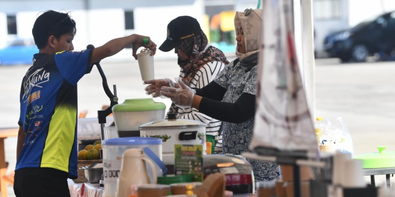 umkm pertamina - ilustrasi berita Ekonomi Bergeliat: UMKM Pertamina Panen Rezeki di MRS 2026