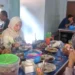 ayam goreng mbok mi - ilustrasi berita Sejak 2005 Tetap Bertahan, Ayam Goreng Mbok Mi Jadi Ikon Kuliner Ponorogo