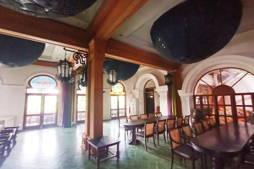 kuliner peranakan - ilustrasi berita Mencicipi Lima Abad Jakarta dari Meja Makan, Warisan Kuliner Peranakan di Kota Tua