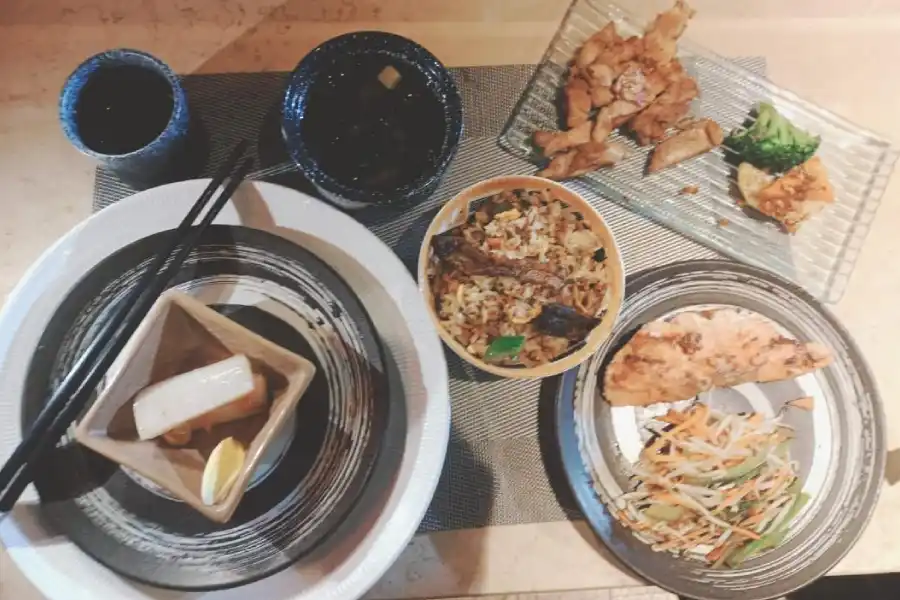 masakan jepang otentik - ilustrasi berita Rasakan Sensasi Masakan Jepang Otentik di Grand Swiss Bell Hotel Darmo…