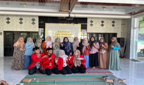 mie ikan bandeng - ilustrasi berita Mahasiswa Manajemen Untag Surabaya Adakan Pelatihan Mie Ikan Bandeng di Desa Gumeng