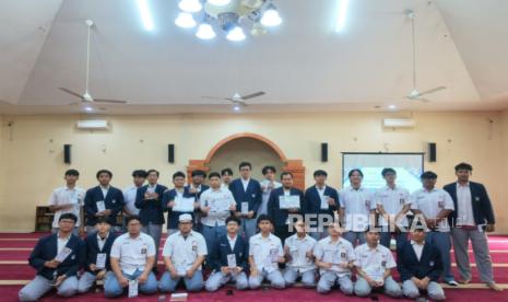 konsep bmr - ilustrasi berita Cegah Remaja Asal Diet, PkM UNJ Kenalkan Konsep BMR di SMA Future Gate Bekasi