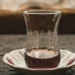 menyisakan minuman - ilustrasi berita 10 Ciri Orang yang Selalu Menyisakan Minuman di Gelas Menurut Psikologi