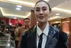 agnez mo - ilustrasi berita Agnez Mo Bawa Cobek ke AS untuk Obati Rindu Masakan Indonesia, Tak Homesick